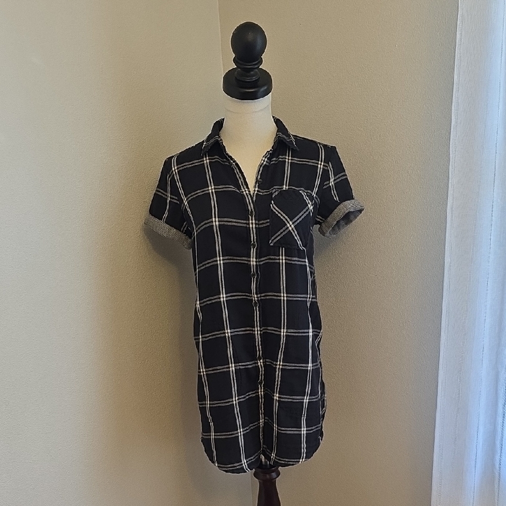 Abercrombie & Fitch Short Sleeve Black and White Plaid Shirt Dress